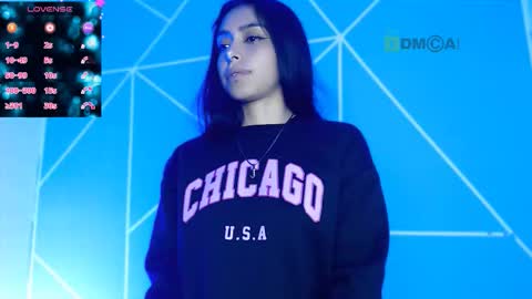 Liliana louise online show from 10/16/25, 10:11