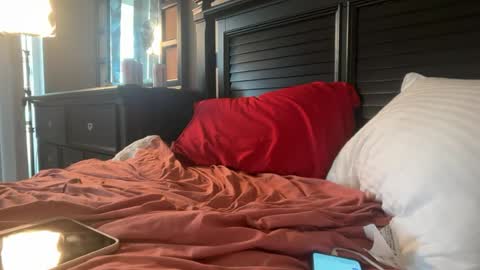 Snapshot of lilylustwell chatting on 06/18/26, 07:18 lilylustwell online show from 06/18/26, 07:18