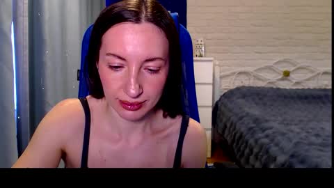 Lily online show from 02/12/26, 07:47