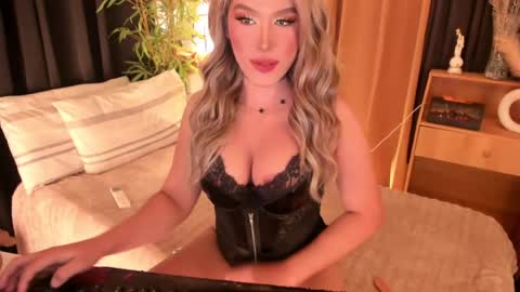 IM YOUR TRUE GODESS Lilymonstercock online show from 04/06/26, 03:37