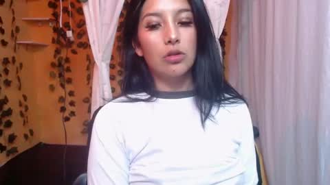 lilymoon_018 online show from 04/24/26, 12:51