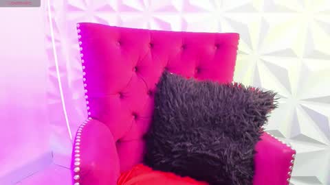 Lily Queen online show from 09/19/25, 02:40