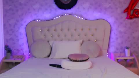      online show from 02/15/25, 07:27