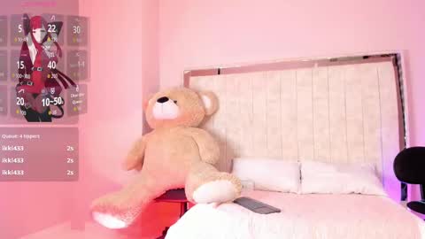 Snapshot of lilyth_7 chatting on 09/14/25, 12:10 lilyth_7 online show from 09/14/25, 12:10