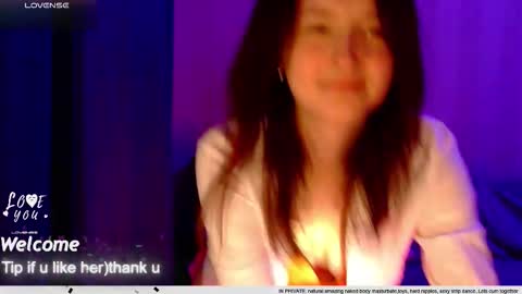 LilyXSky online show from 10/08/25, 04:04