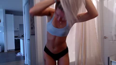 Lily Monroe online show from 10/03/25, 01:19