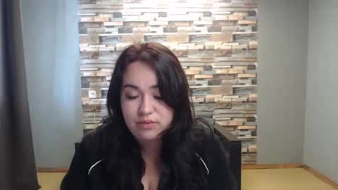 Snapshot of limalagris chatting on 05/16/26, 10:36 busty princess online show from 05/16/26, 10:36