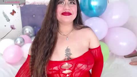 Snapshot of lin_jayani chatting on 04/25/26, 11:02 Lin online show from 04/25/26, 11:02