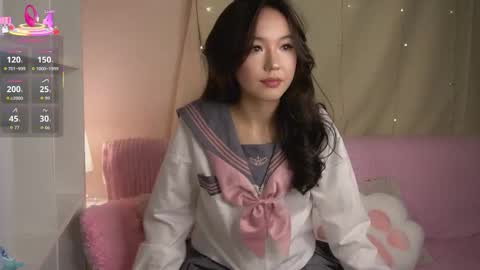 Lin Use menu to play with me  online show from 10/01/25, 07:20