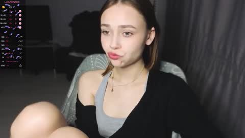 Scarlet online show from 03/04/26, 06:14