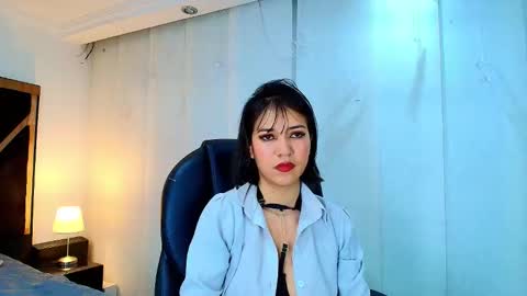  Lina Bedoya  online show from 03/21/26, 11:37