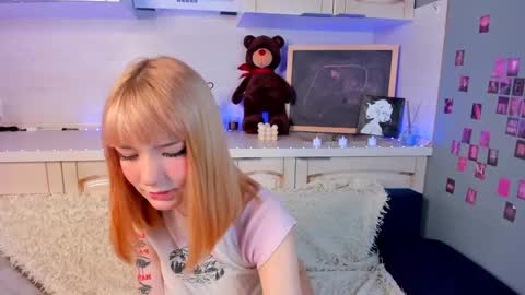 Lina blueeyed    GMT3 1100-1700 Mon Wed Thu Sat Sun online show from 01/31/25, 06:35