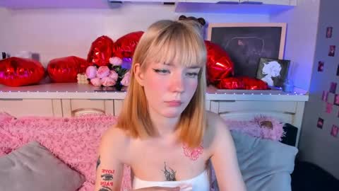 Lina blueeyed    GMT3 1100-1700 Mon Wed Thu Sat Sun online show from 02/10/25, 11:15