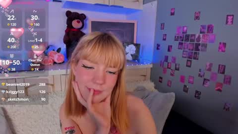 Lina blueeyed    GMT3 1100-1700 Mon Wed Thu Sat Sun online show from 03/01/25, 02:23