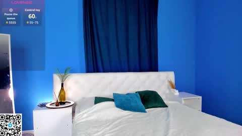 Lina blueeyed    GMT3 1100-1700 Mon Wed Thu Sat Sun online show from 10/15/25, 10:15