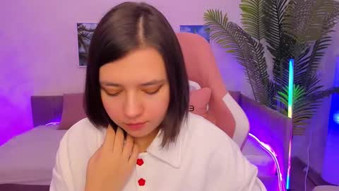 Lina online show from 02/11/25, 04:44