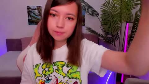 Lina online show from 09/10/25, 02:33