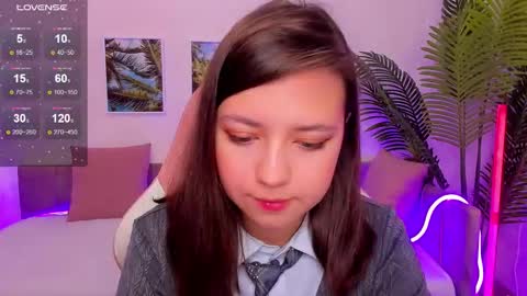 Lina online show from 09/18/25, 03:30