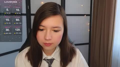 Lina online show from 10/26/25, 03:12