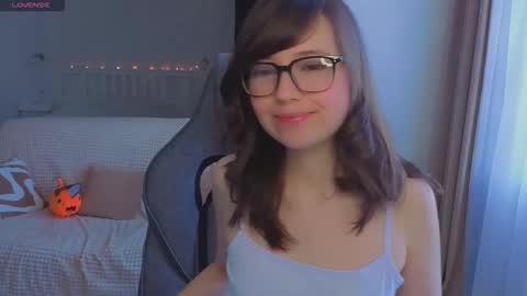 Lina online show from 03/25/26, 04:07