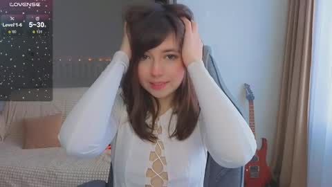 Snapshot of lina_brownie chatting on 04/10/26, 04:17 Lina online show from 04/10/26, 04:17