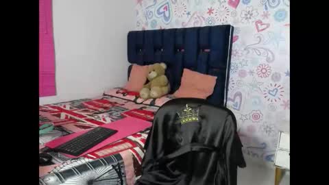 Snapshot of lina_clark_ chatting on 09/19/25, 01:56 lina_clark_ online show from 09/19/25, 01:56