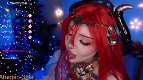 Snapshot of lina_diva chatting on 12/15/24, 08:04 Hey im Lina Ur cosplay waifu online show from 12/15/24, 08:04