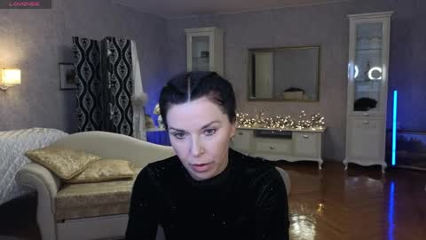 lina_flore online show from 04/02/26, 08:17