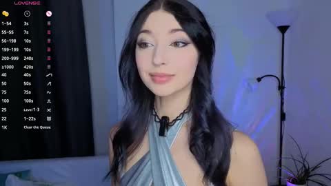 Lina online show from 01/13/26, 02:33