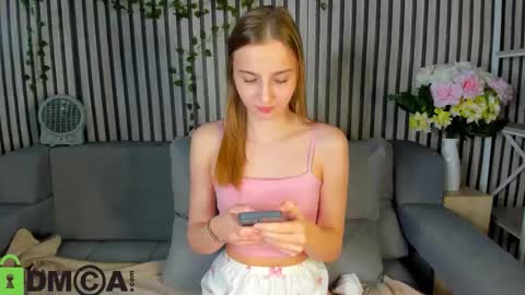 LINA online show from 11/12/25, 08:04