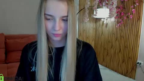 LINA online show from 05/20/26, 01:12