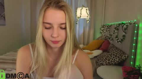 LINA online show from 05/25/26, 01:11
