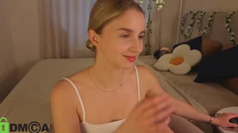 LINA online show from 06/04/26, 01:11