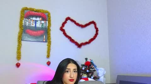 Lina Robbins  online show from 12/21/24, 01:47