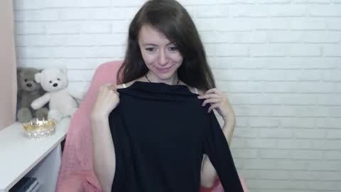 Lina Rouge online show from 09/27/25, 04:06