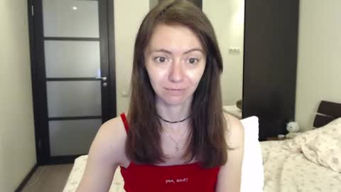 Snapshot of lina_rouge_ chatting on 06/26/26, 04:50 Lina Rouge online show from 06/26/26, 04:50