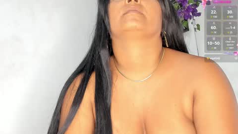 Snapshot of lina_sanchezih chatting on 12/14/24, 06:41 LINA SANCHEZ online show from 12/14/24, 06:41