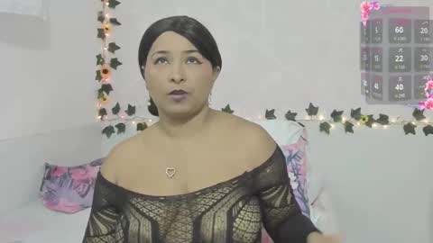 Snapshot of lina_sanchezih chatting on 10/15/25, 03:12 LINA SANCHEZ online show from 10/15/25, 03:12