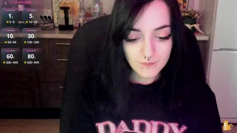 Lina 3  1715622743 online show from 02/25/25, 07:42