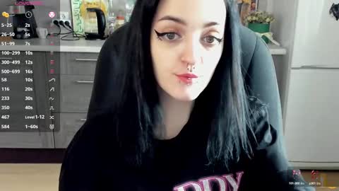 Lina 3  1715622743 online show from 03/12/25, 12:15