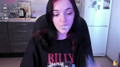 Lina 3  1715622743 online show from 04/23/26, 08:02