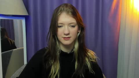 Lina online show from 12/20/24, 03:03