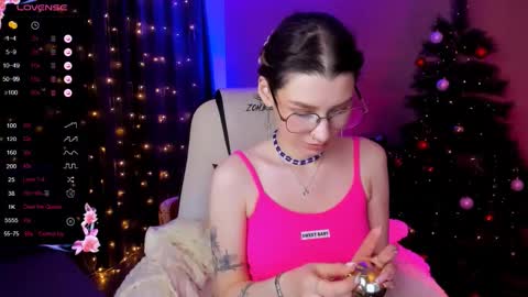 Snapshot of linablossom chatting on 12/15/25, 08:51 Lina online show from 12/15/25, 08:51