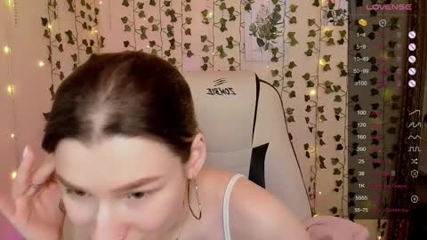 Snapshot of linablossom chatting on 02/07/26, 06:06 Lina online show from 02/07/26, 06:06