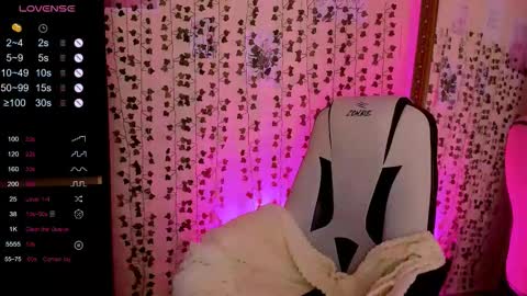 Snapshot of linablossom chatting on 03/16/26, 02:39 Lina online show from 03/16/26, 02:39