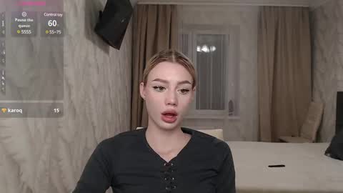 linacute52 online show from 02/06/25, 10:43