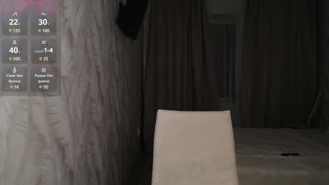 linacute52 online show from 02/09/25, 10:43