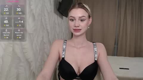 linacute52 online show from 02/11/25, 10:28