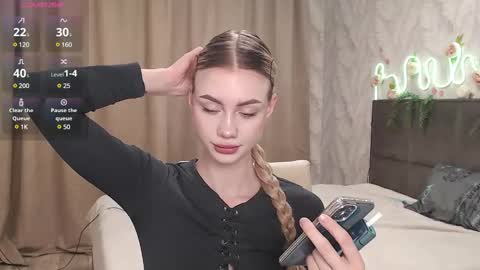 linacute52 online show from 02/26/25, 03:32