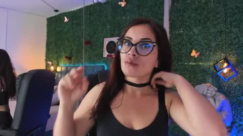 Lina  online show from 04/21/26, 11:27